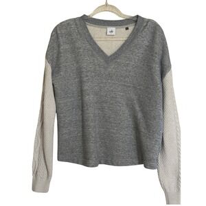 Cabi Womens Gray V-Neck Mixed Media Sweatshirt Cable Knit Sleeves Large 5615
